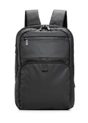 Czarny plecak męski TORMN-0410-99(W26) - widok produktu z przodu, na białym tle. 