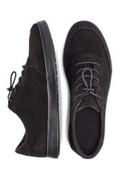 Czarne skórzane buty męskie BUTYM-0529-99(W26), widok produktu z góry na białym tle.