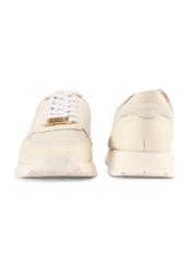 Kremowe skórzane buty sportowe damskie BUTYD-1099-11(Z 25) - widok produktu z przodu na białym tle.