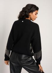 Czarny sweter damski z aplikacją SWEDT-0173-99(Z22)