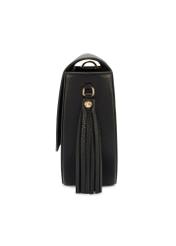 Czarna skórzana listonoszka damska TORES-1283-9I(W26) - widok produktu z boku, na białym tle. 