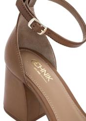 Skórzane sandały damskie na słupku BUTYD-0992-89(W23)