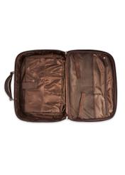 Brązowa skórzana męska torba na laptopa TORMS-0482-89(Z25), widok produktu od środka na białym tle.