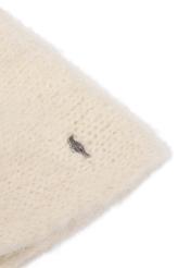 Kremowa opaska z wełną CZADT-0236-0A(Z26) - zbliżenie na detal, na białym tle. 