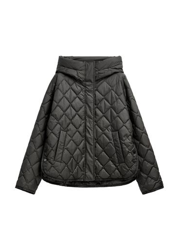 Czarna pikowana kurtka damska z kapturem KURDT-0588-99(Z26)