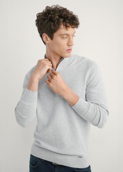 Jasnoszary sweter męski ze stójką