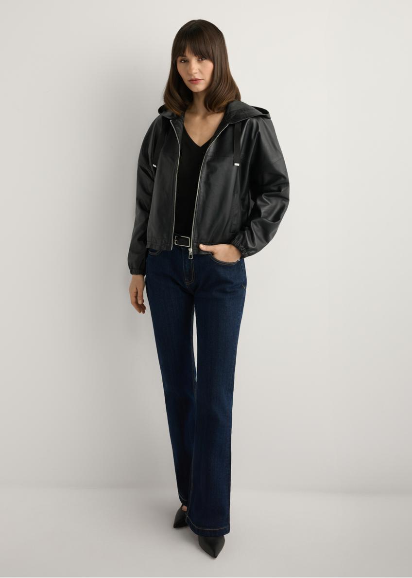Czarna skórzana kurtka damska z kapturem KURDS-0412-99(W26)