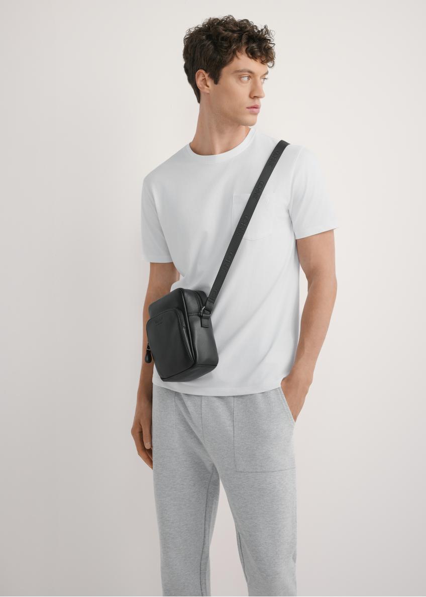 Czarna skórzana saszetka męska TORMS-0485R-9I(W26)