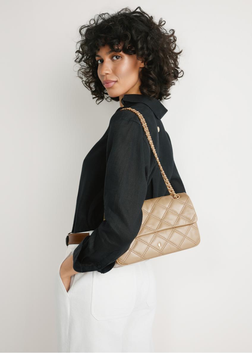 Beżowa skórzana torebka damska z łańcuszkiem TORES-1110-1B(W26)