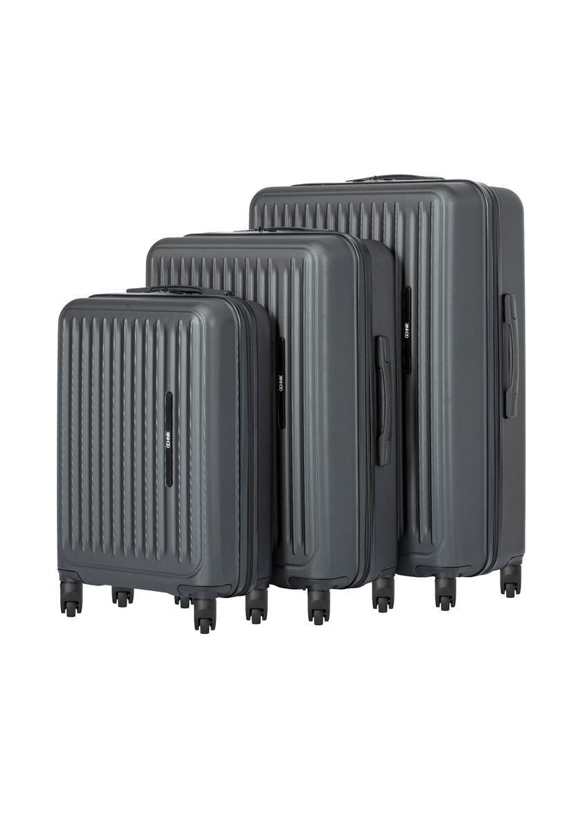 Komplet walizek na kółkach 19"/24"/29" WALAB-0082-99(W26), widok produktów skosem na białym tle.