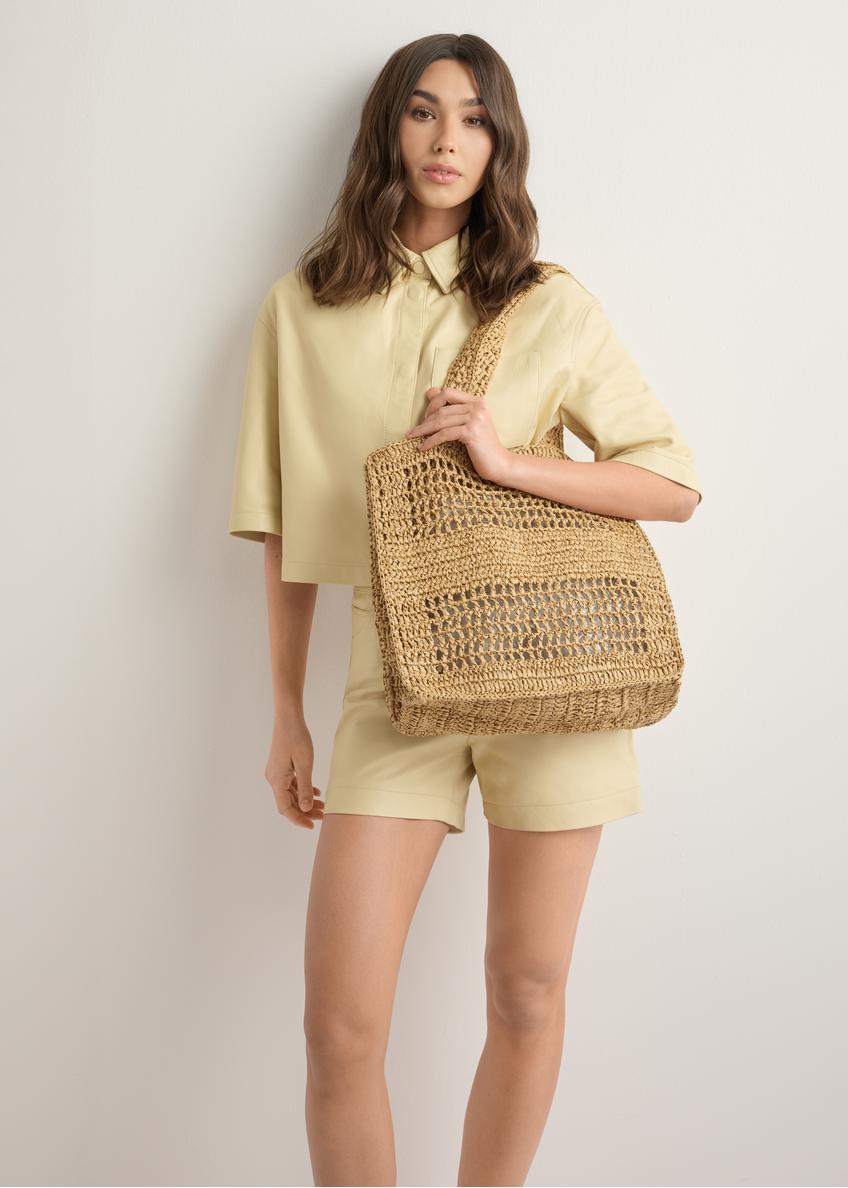 Słomkowa torebka damska w kolorze naturalnego beżu TOREC-1221-1E(W26)