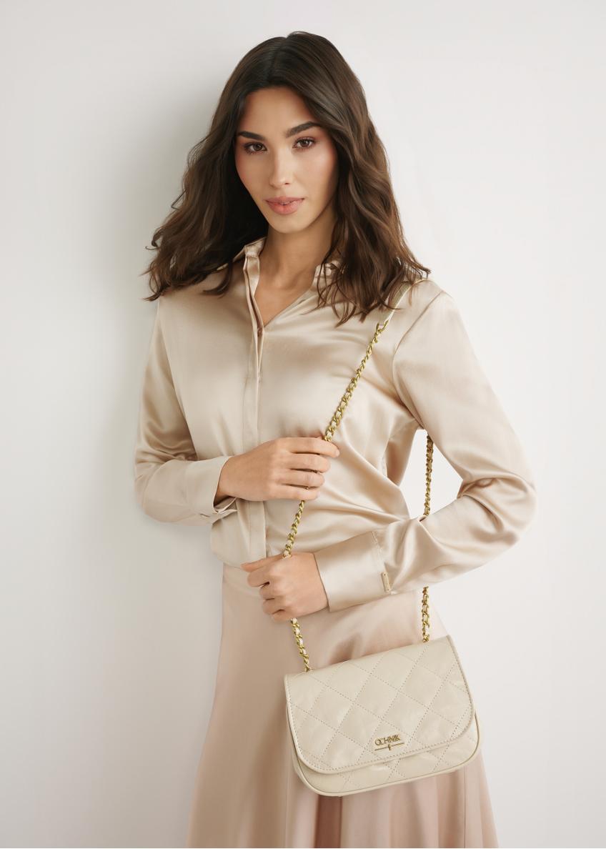 Kremowa skórzana lakierowana torebka damska TORES-1297-0B(W26)