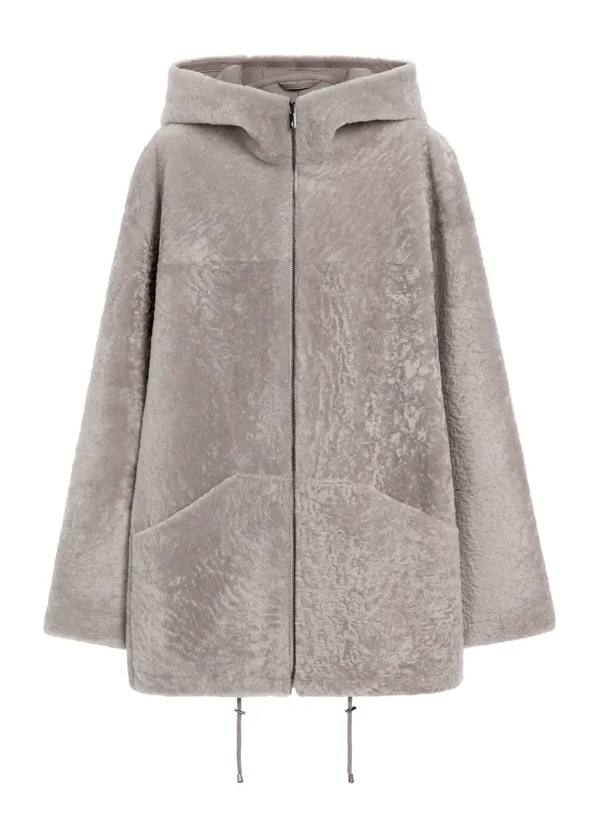 Jasnoszary kożuch damski KOZDS-0092-3098(Z25), widok produktu od przodu na białym tle.