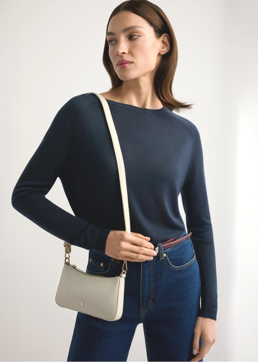 Mała kremowa torebka damska TOREC-1188-0B(W26)