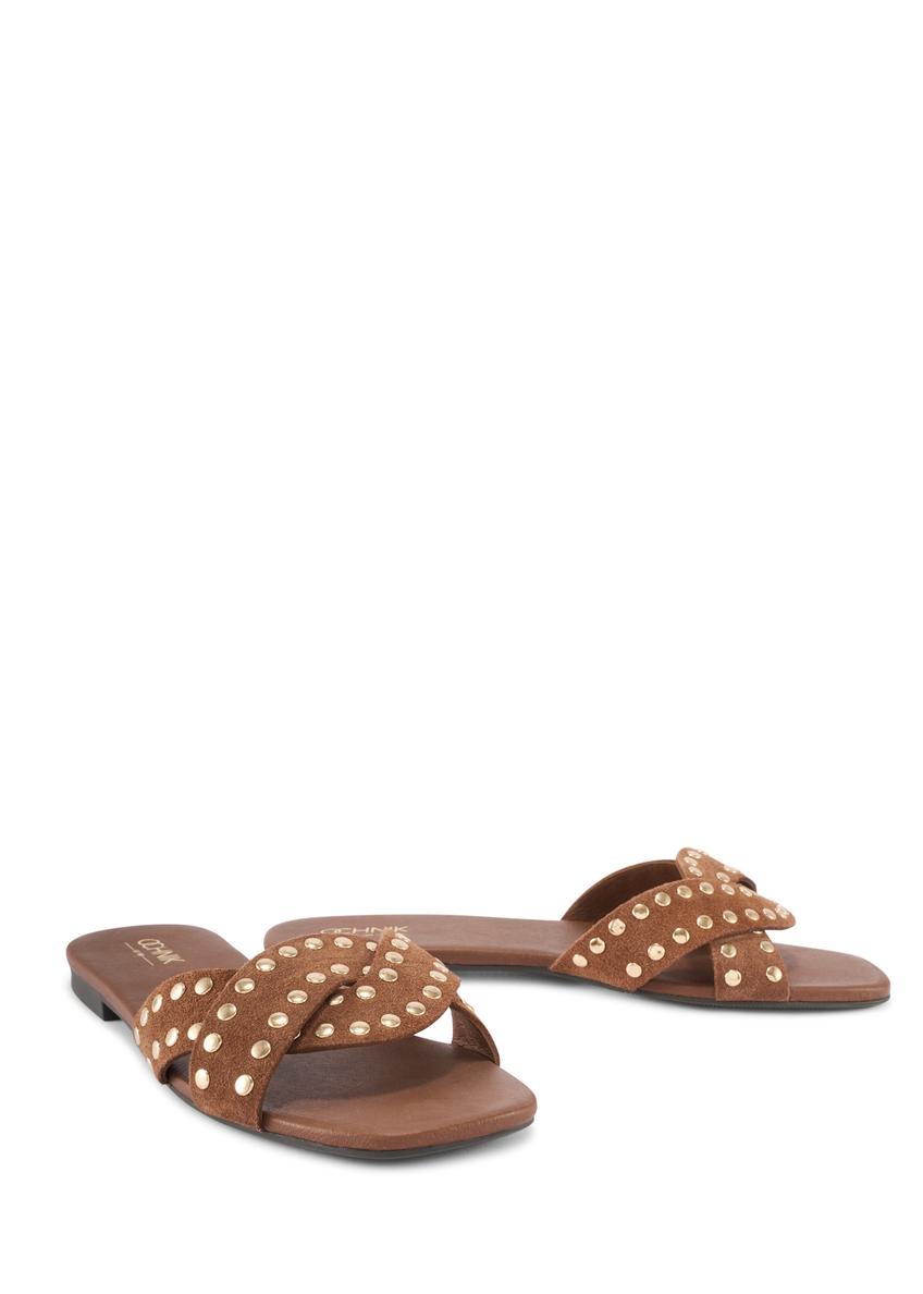 Camelowe skórzane klapki damskie z dżetami BUTYD-1226-1D(W26)