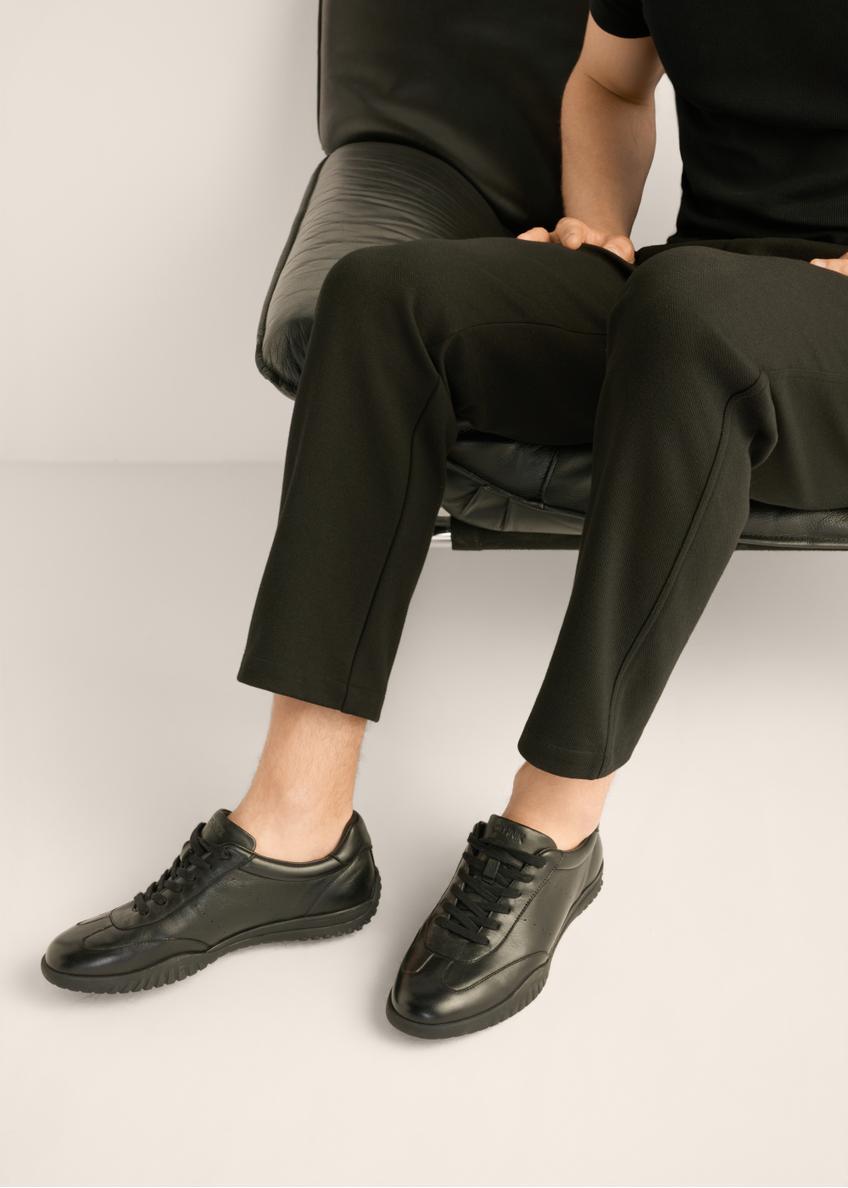 Czarne skórzane buty sportowe męskie BUTYM-0560-99(Z26)
