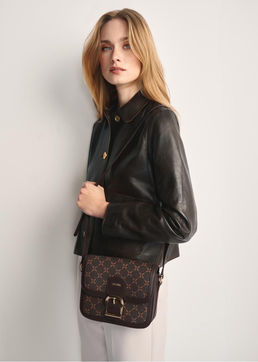 Brązowa listonoszka z monogramem TOREC-0982A-89(Z25)