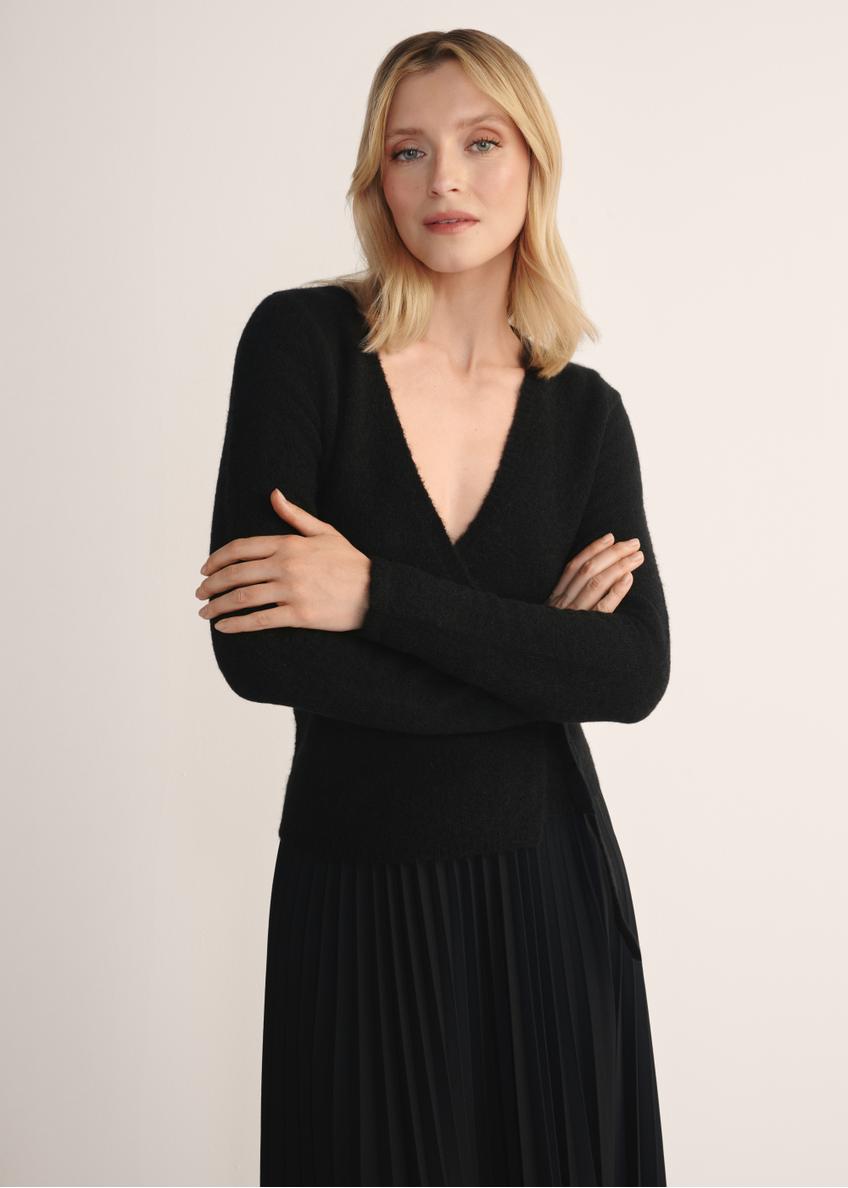 Czarny sweter damski z wełną alpaki SWEDT-0234-99(Z25)