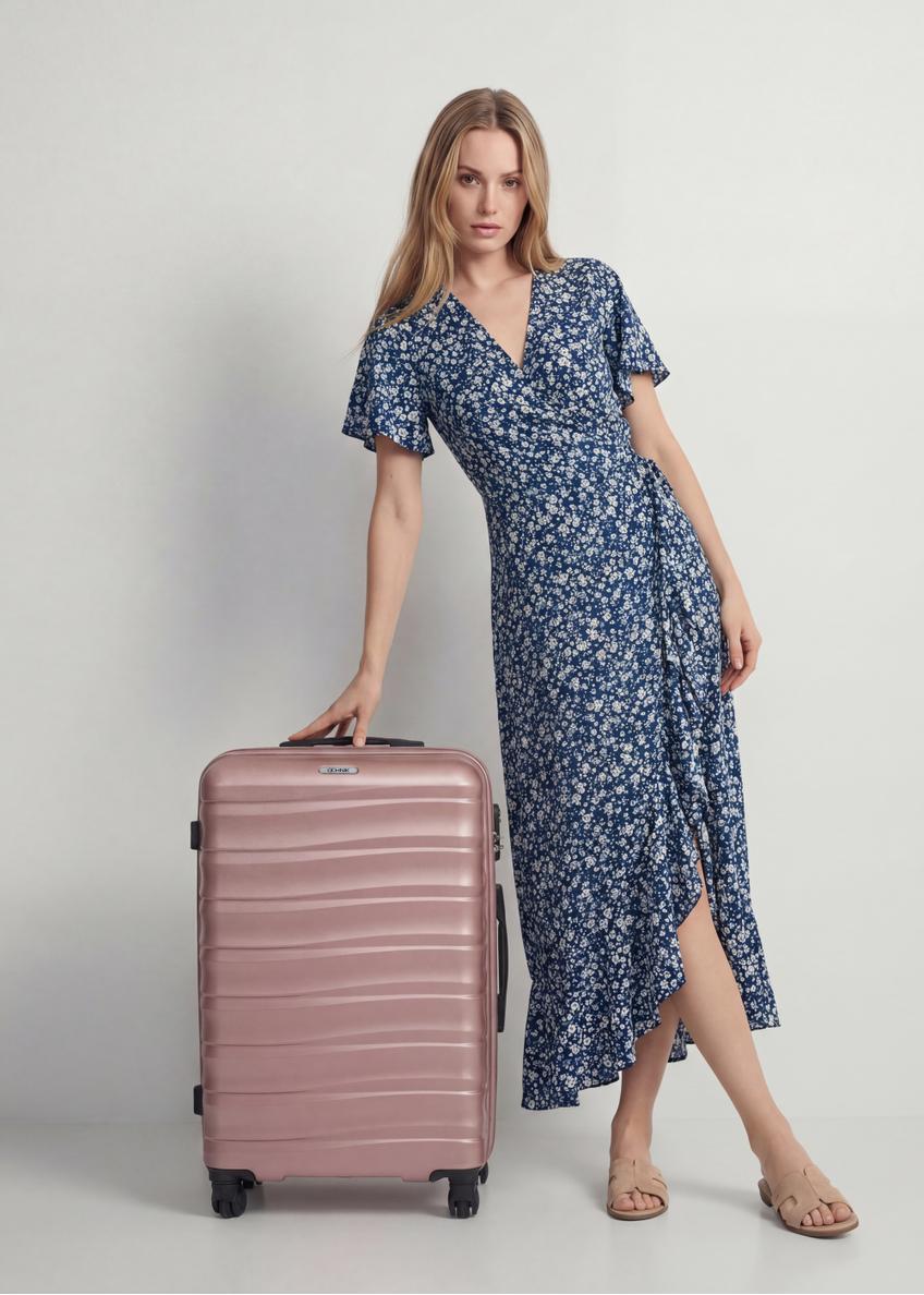 Walizka średnia na kółkach WALAB-0081-5X-24(W26)