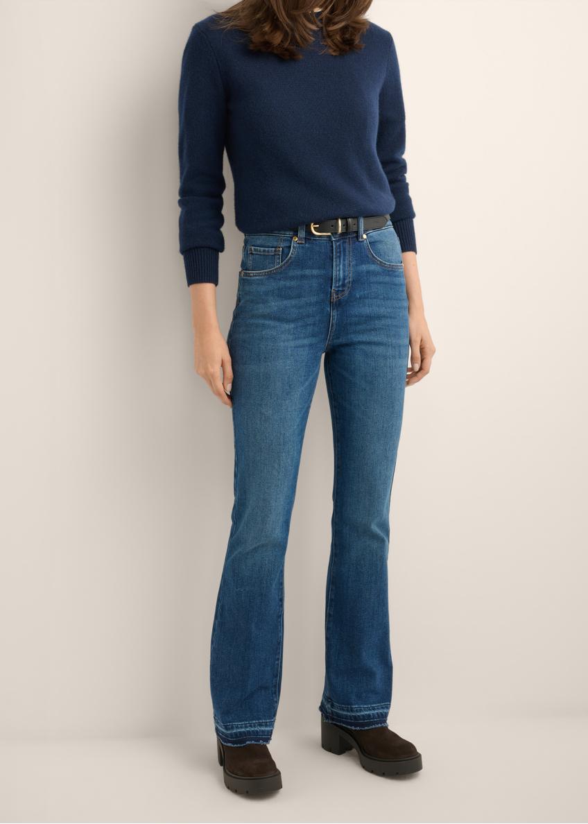 Granatowe jeansowe spodnie damskie JEADT-0017-7D(Z26)