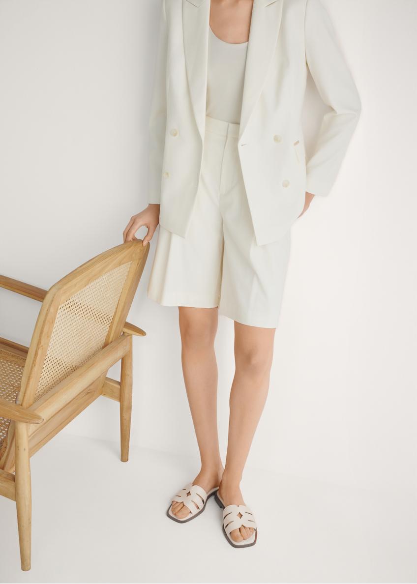 Skórzane kremowe klapki damskie BUTYD-1224-0B(W26)