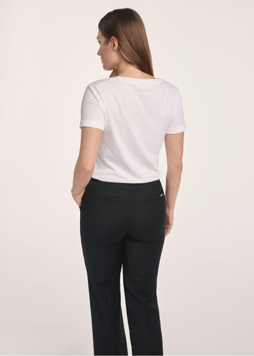 Kremowy T-shirt damski w serek TSHDT-0118B-0B(Z26)