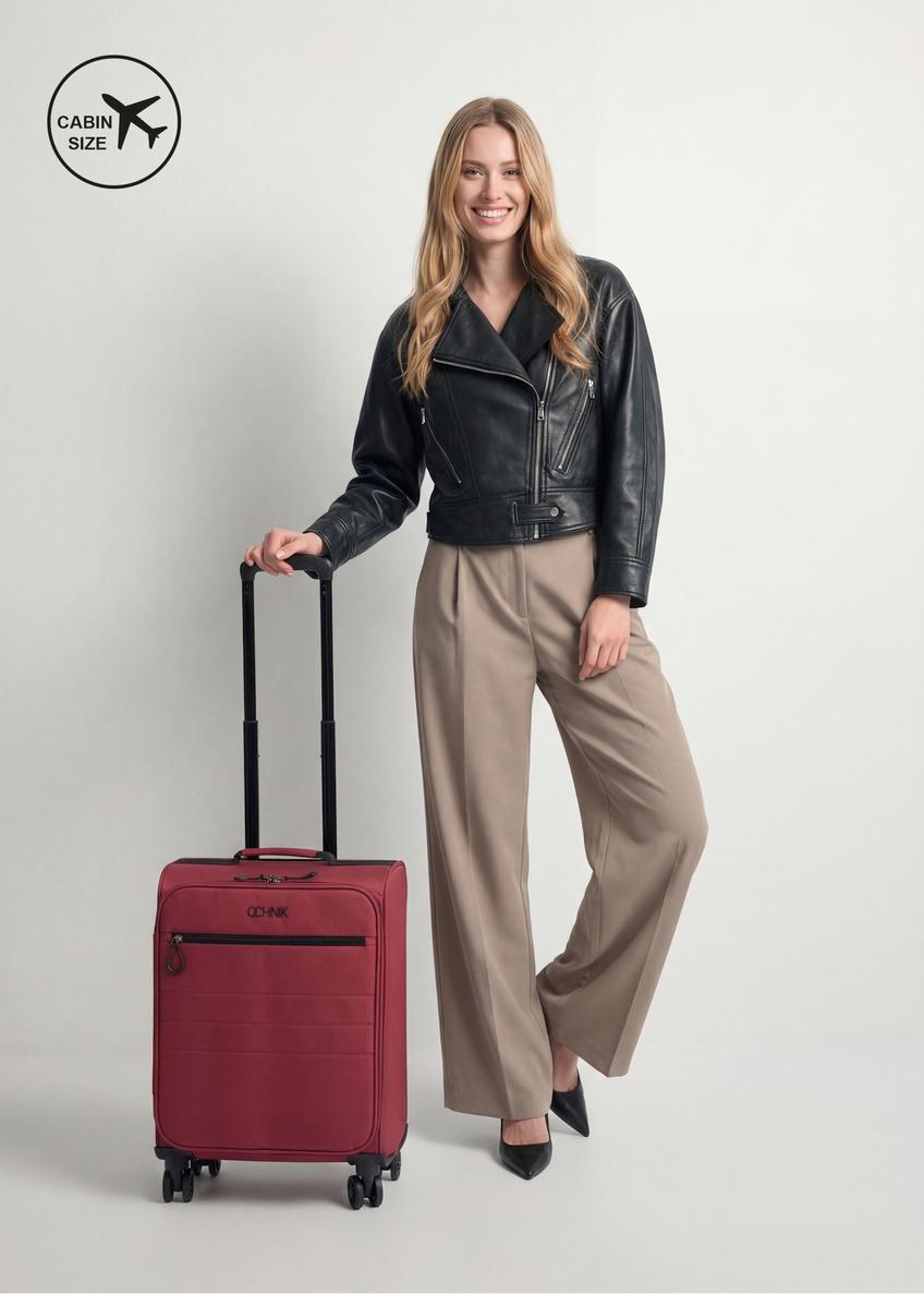 Walizka mała na kółkach WALNY-0045-4B-19(W26)