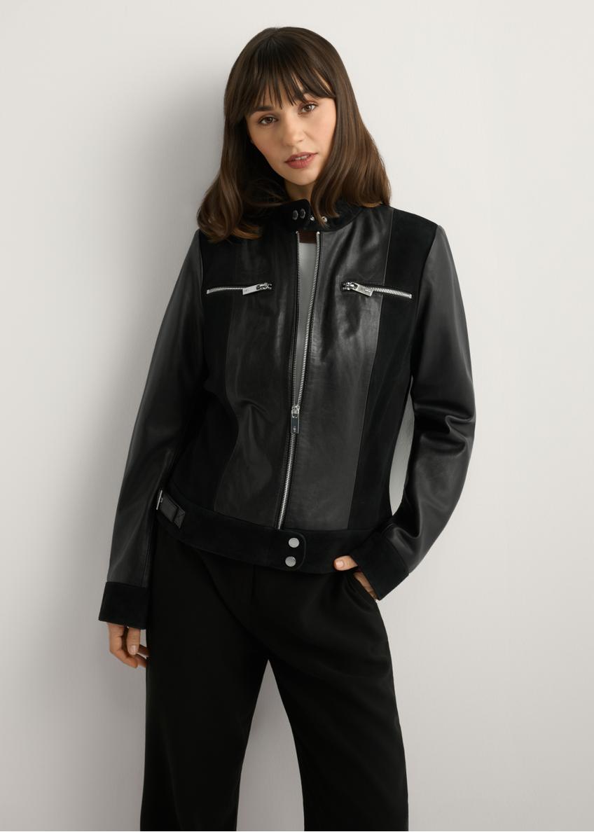 Czarna skórzana kurtka damska KURDS-0587-99(W26)