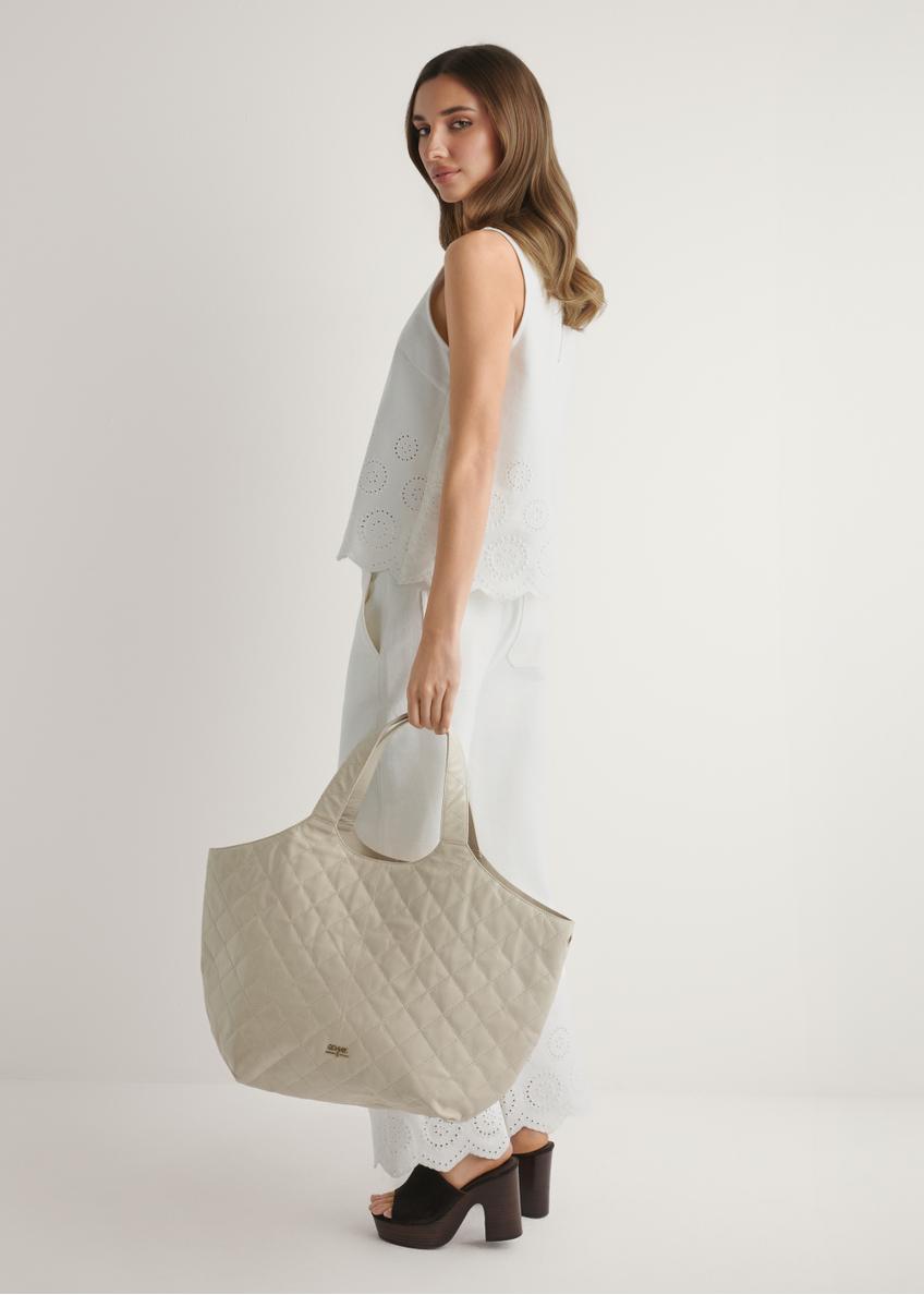 Skórzana duża pikowana torebka damska TORES-1306-0B(W26)