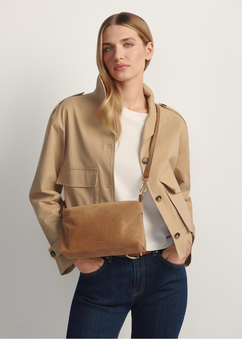 Beżowa zamszowa torebka damska TORES-1249-1B(W26)