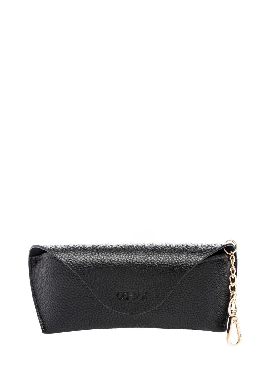 Czarne etui na okulary POREC-0435-99(W26), widok produktu z przodu na białym tle.