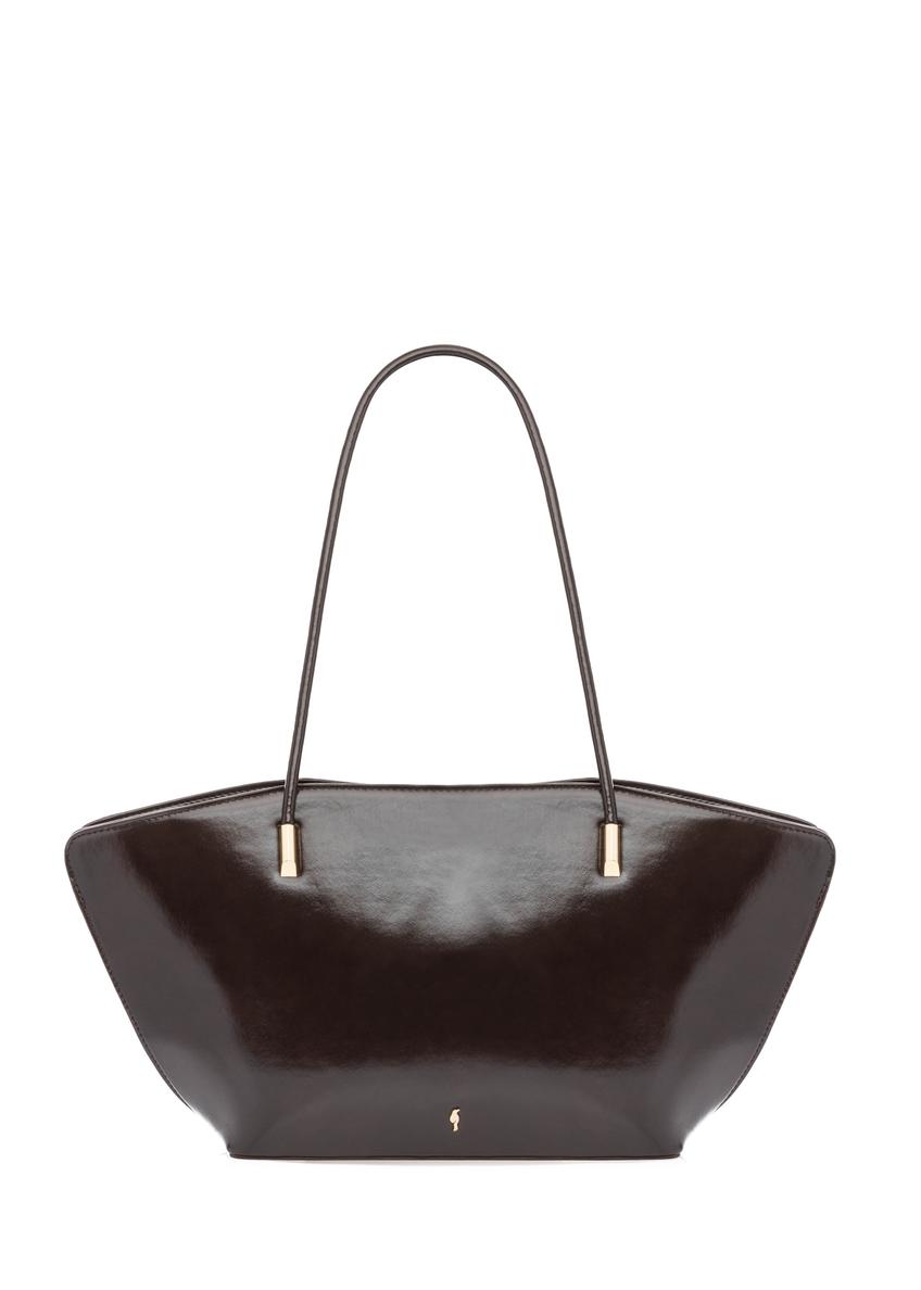 Brązowa torebka damska na ramię TOREC-1237-1I(W26), widok produktu z przodu na białym tle.