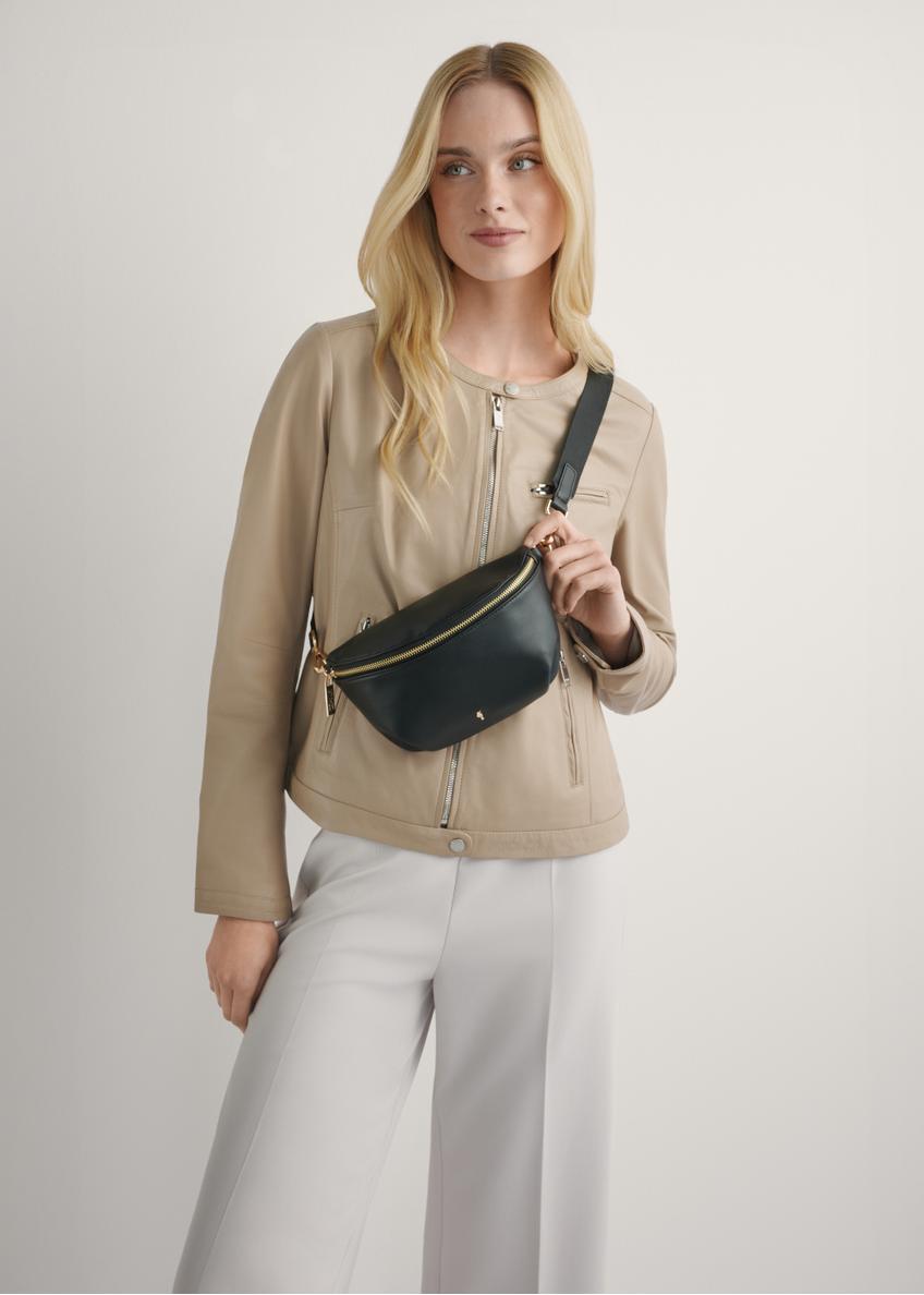 Czarna nerka damska TOREC-1119-99(W26)