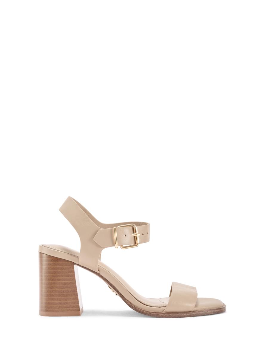 Skórzane sandały damskie w kolorze beżowym BUTYD-1178-1B(W26), widok produktu z boku na białym tle.