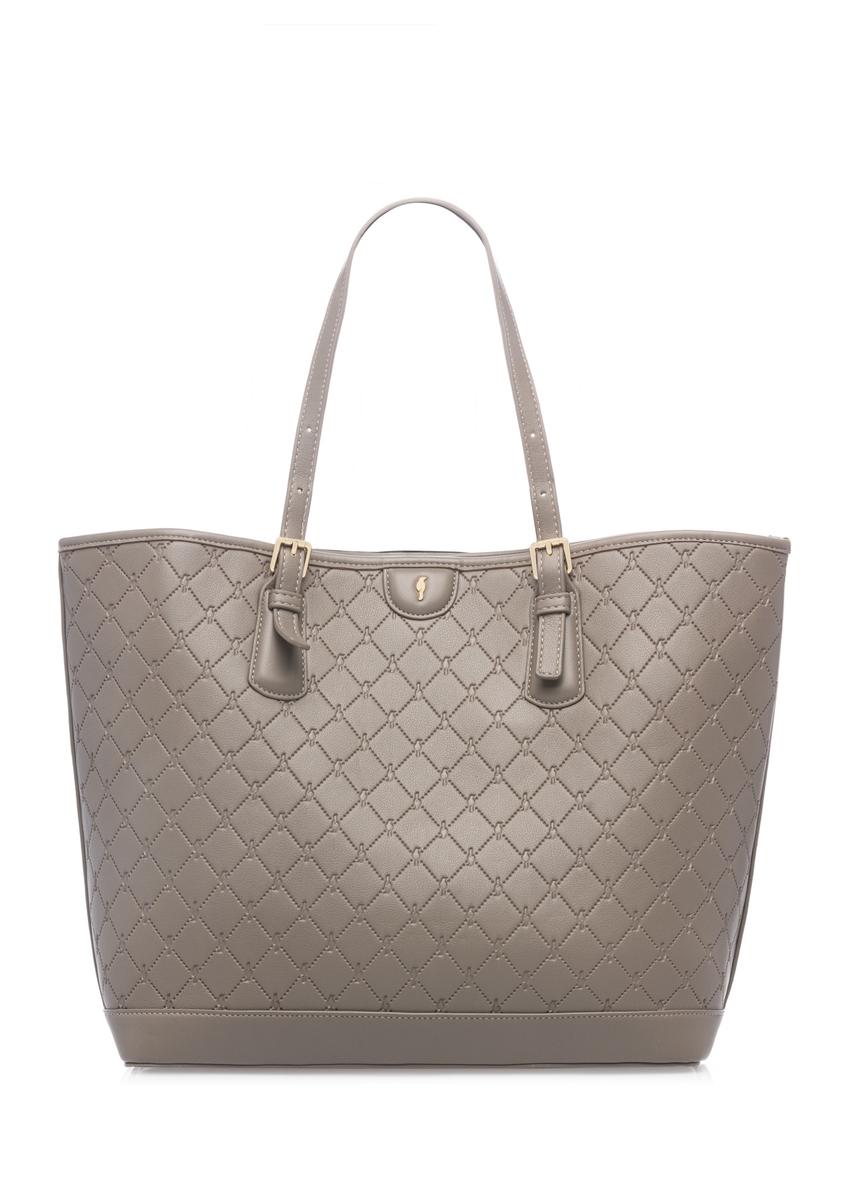 Jasnobrązowa torebka shopper z monogramem TOREC-1181-1K(W26) - widok produktu z przodu, na białym tle.