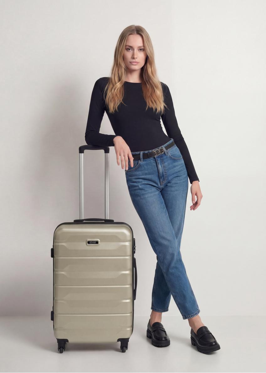 Walizka średnia na kółkach WALAB-0067-0X-24(W26)