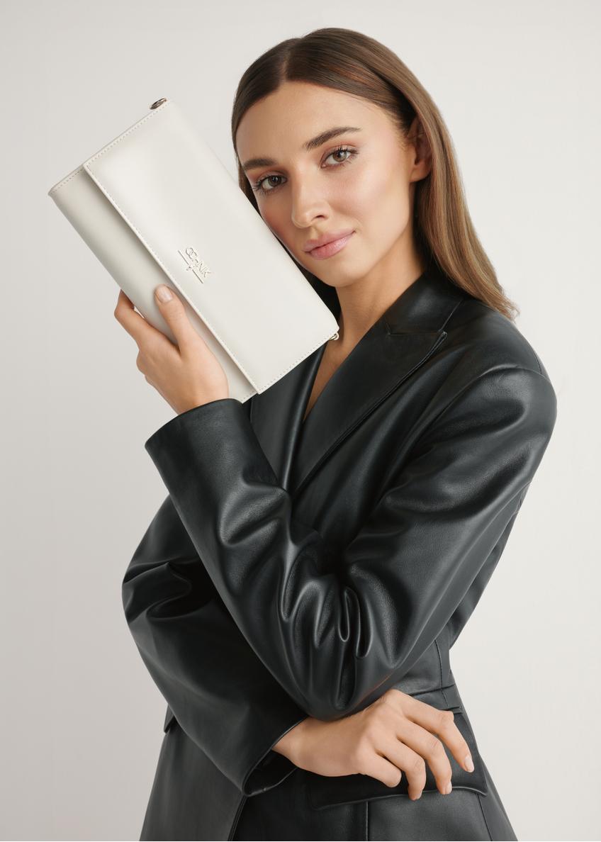 Kremowa torebka kopertówka TOREC-1210-0B(W26)