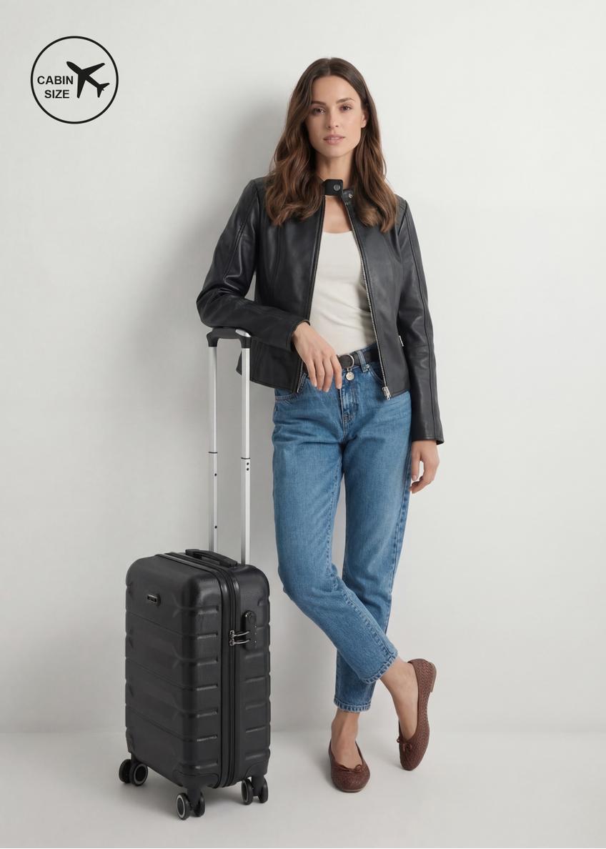 Walizka mała na kółkach WALAB-0067-99-19(W25)