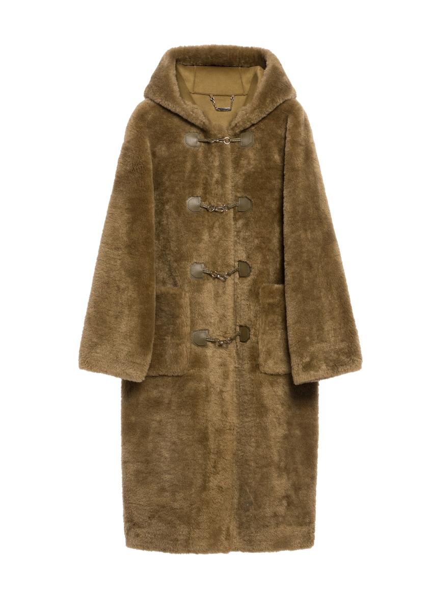Futro damskie w kolorze khaki FUTDP-0070-55(Z25), widok produktu od przodu na białym tle.