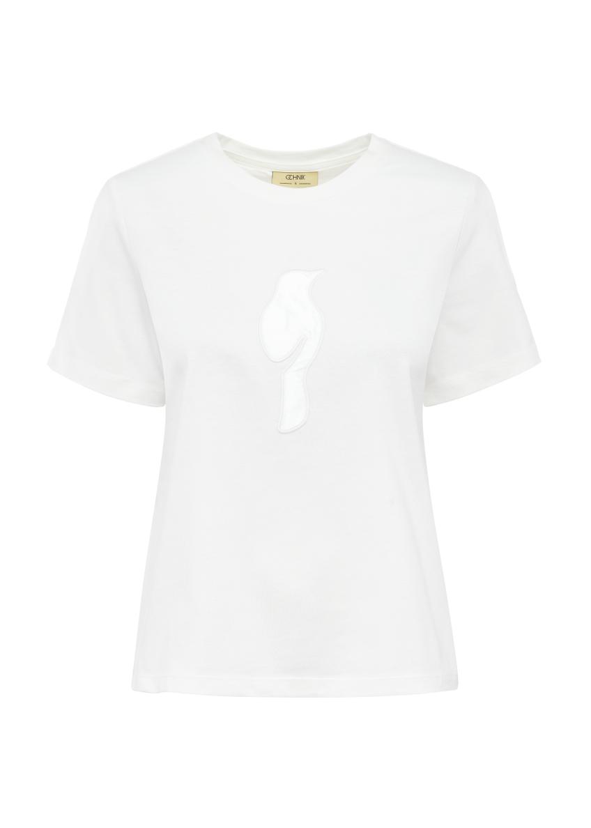 Kremowy T-shirt damski z logo TSHDT-0137-12(W25)