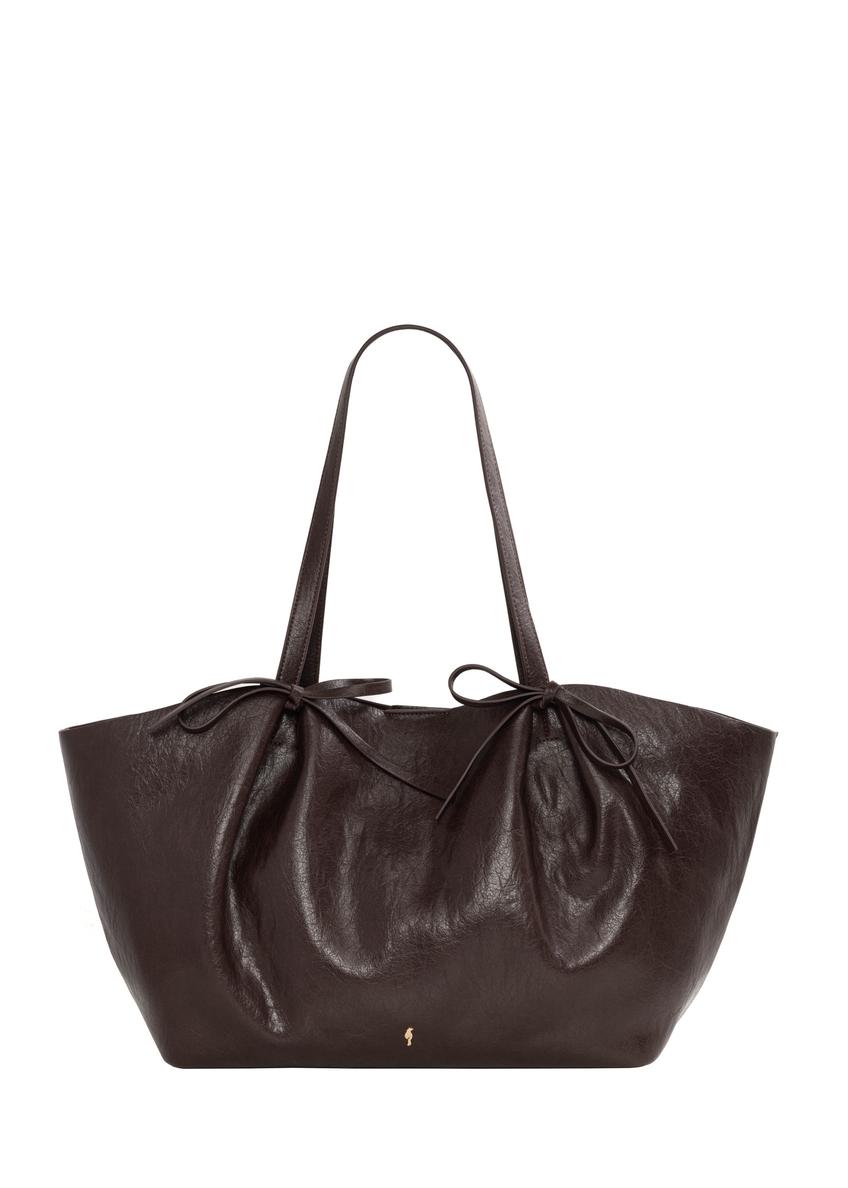Brązowa torebka z kokardkami typu shopper TOREC-1378-1H(Z26), widok produktu z przodu na białym tle.