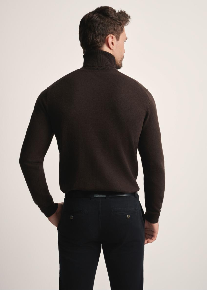 Sweter męski z golfem w kolorze ciemnobrązowym SWEMT-0095B-1I(Z26)