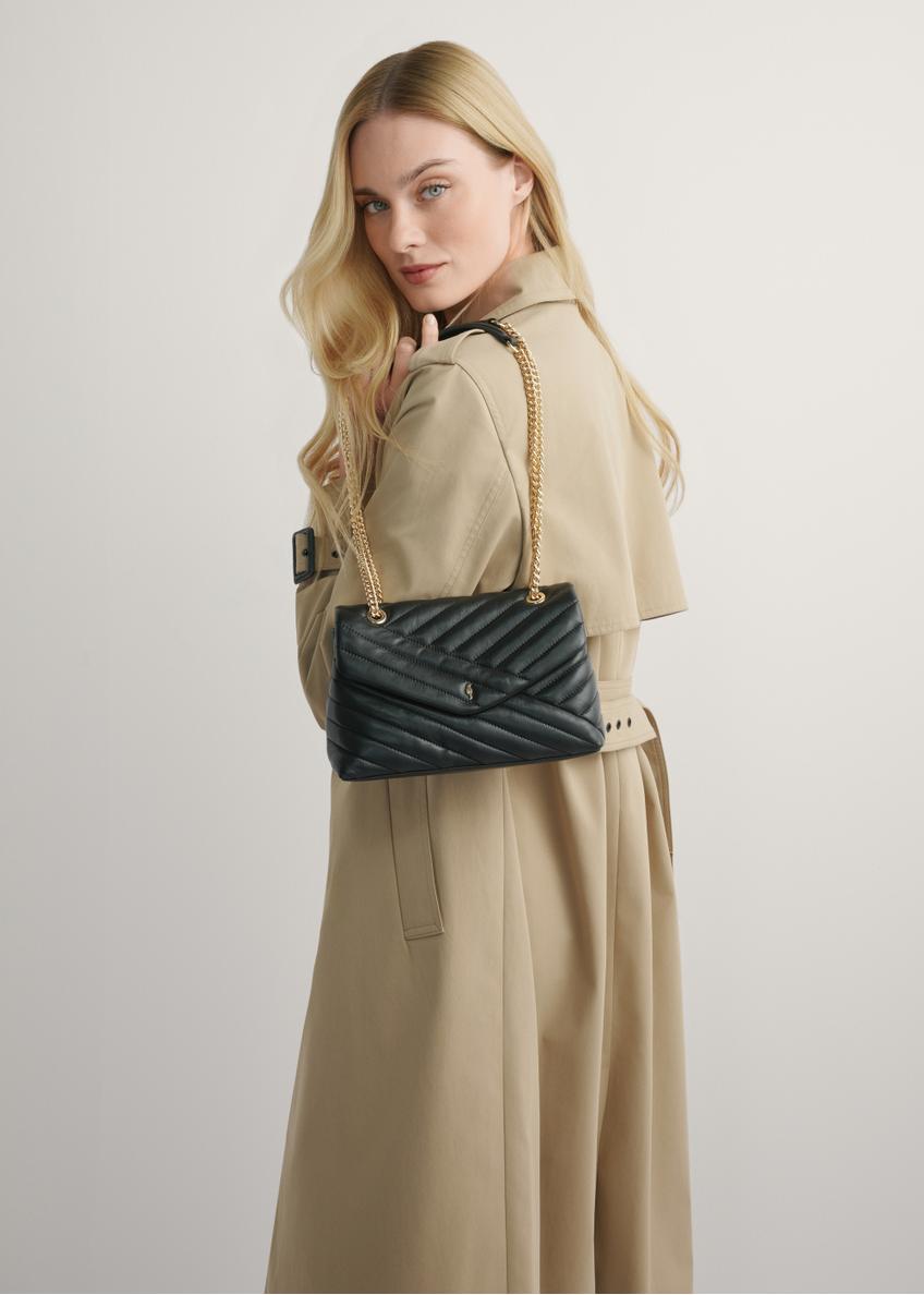 Skórzana torebka damska w kolorze czarnym TORES-1285-99(W26)