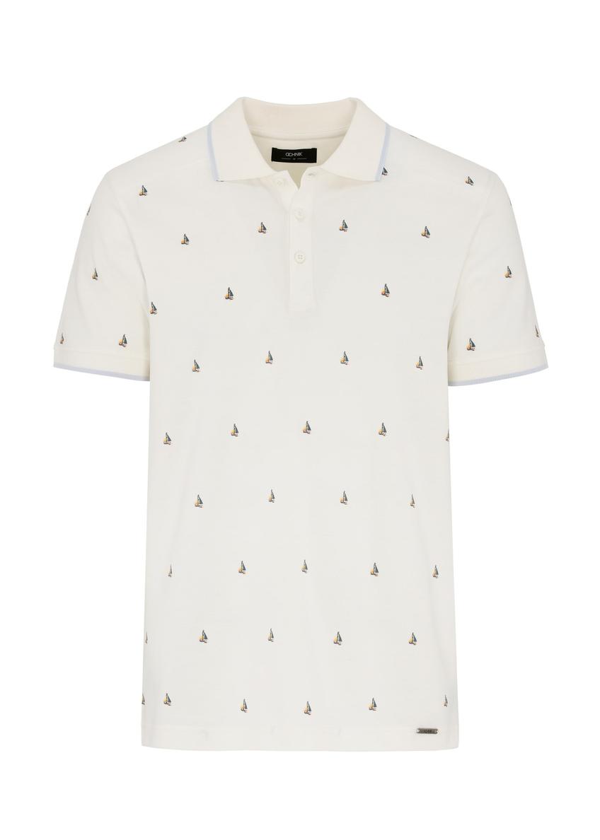 Białe polo ze wzorem w żaglówki męska POLMT-0071-11(W24)-04