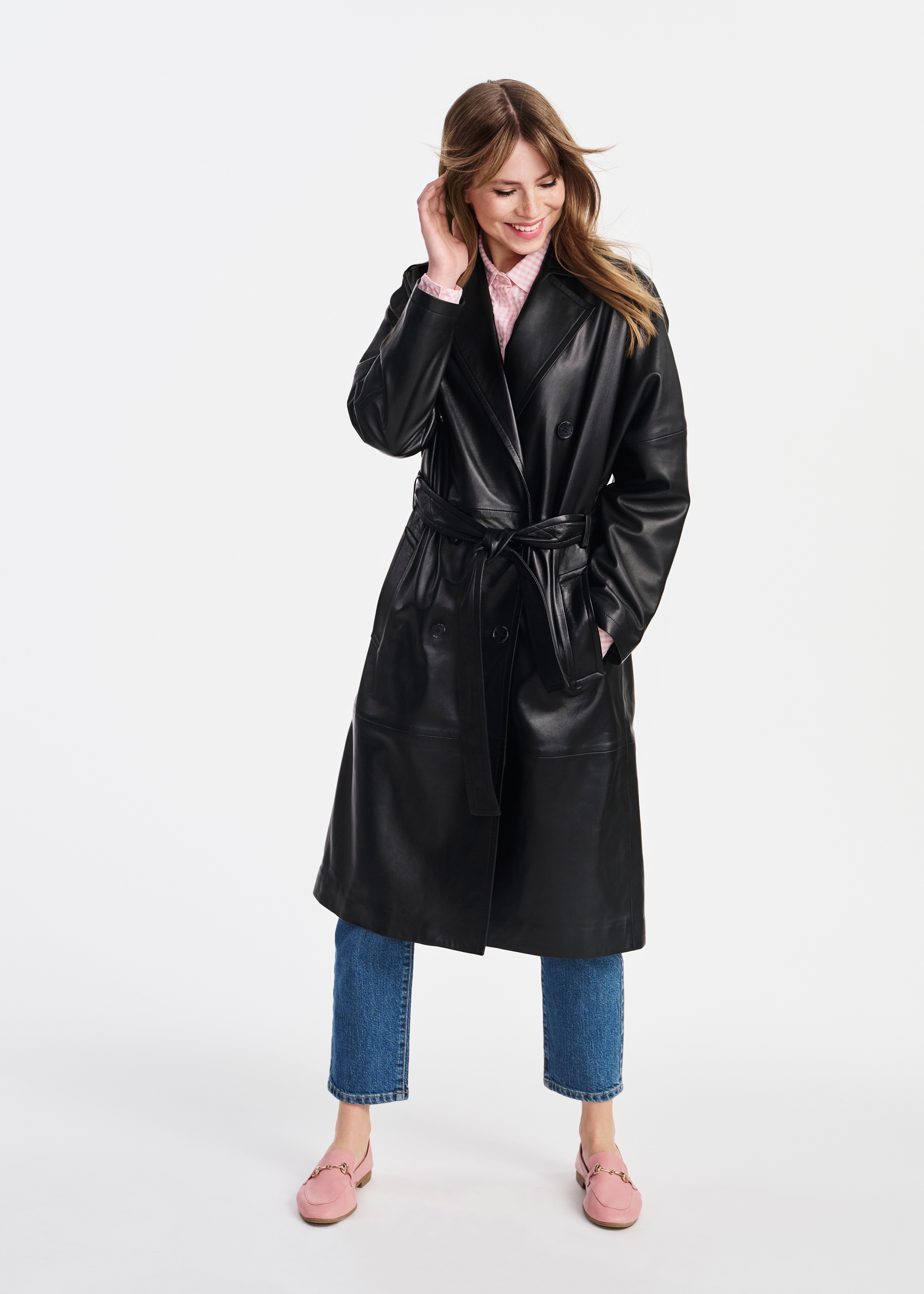 Czarna skórzana elegancka kurtka damska oversize KURDS-0524-5339(W25)