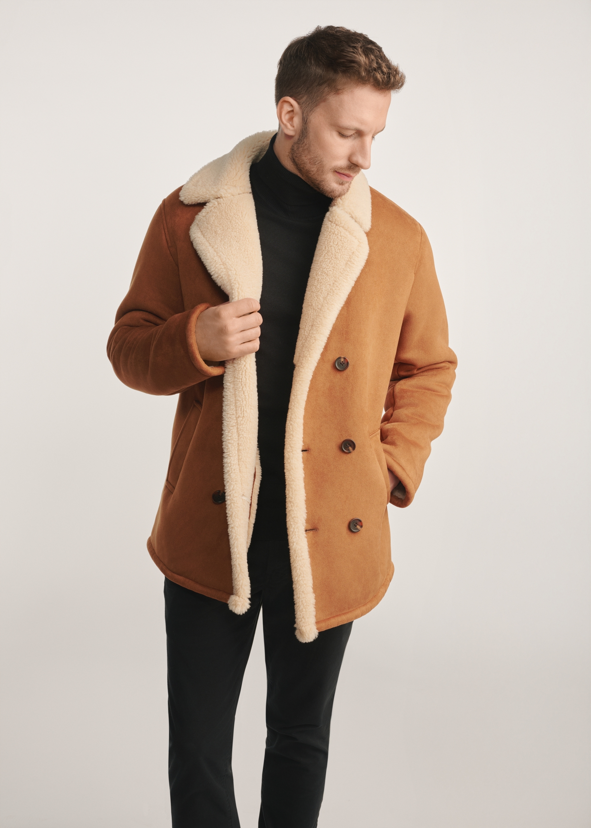 Kożuch męski w kolorze camelu KOZMP-0010-24(Z25)