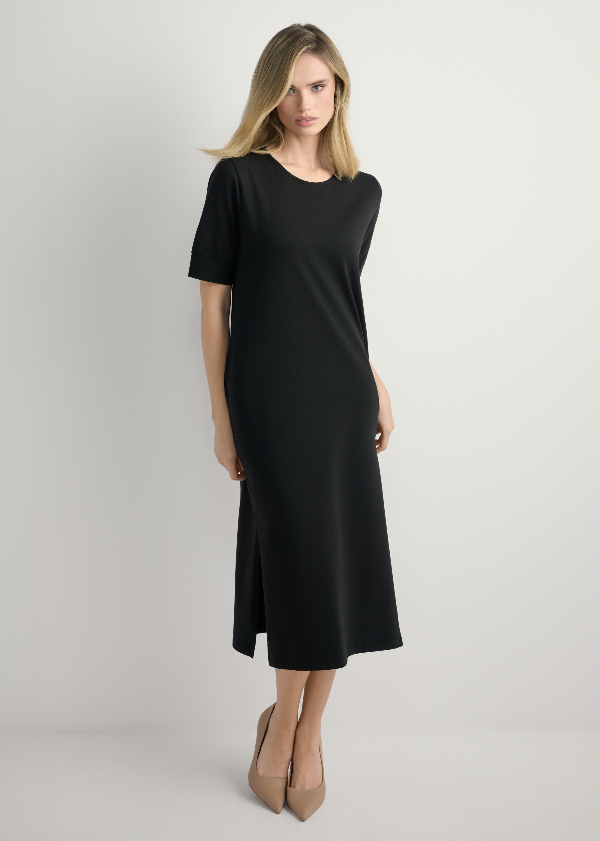 Czarna bawełniana sukienka midi SUKDT-0256-99(W26)