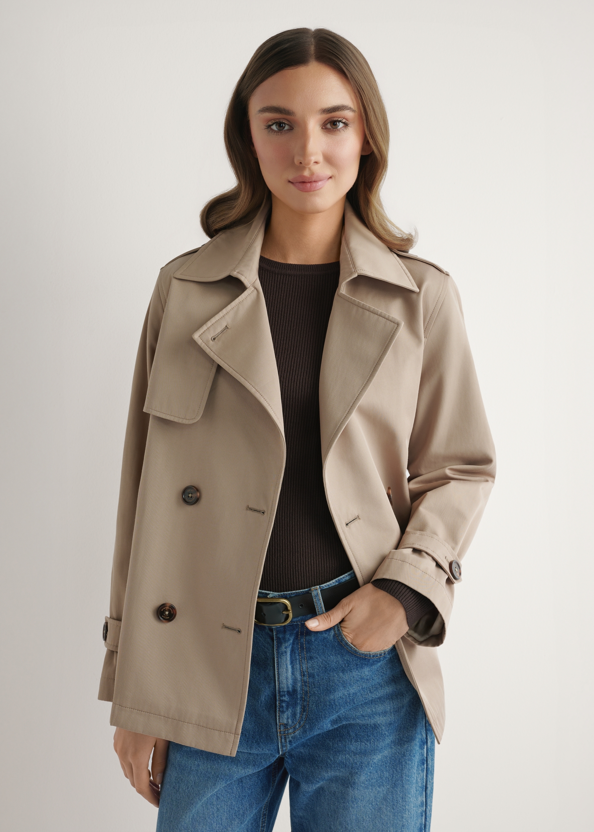 Beżowa krótka kurtka damska KURDT-0556-1C(W26)