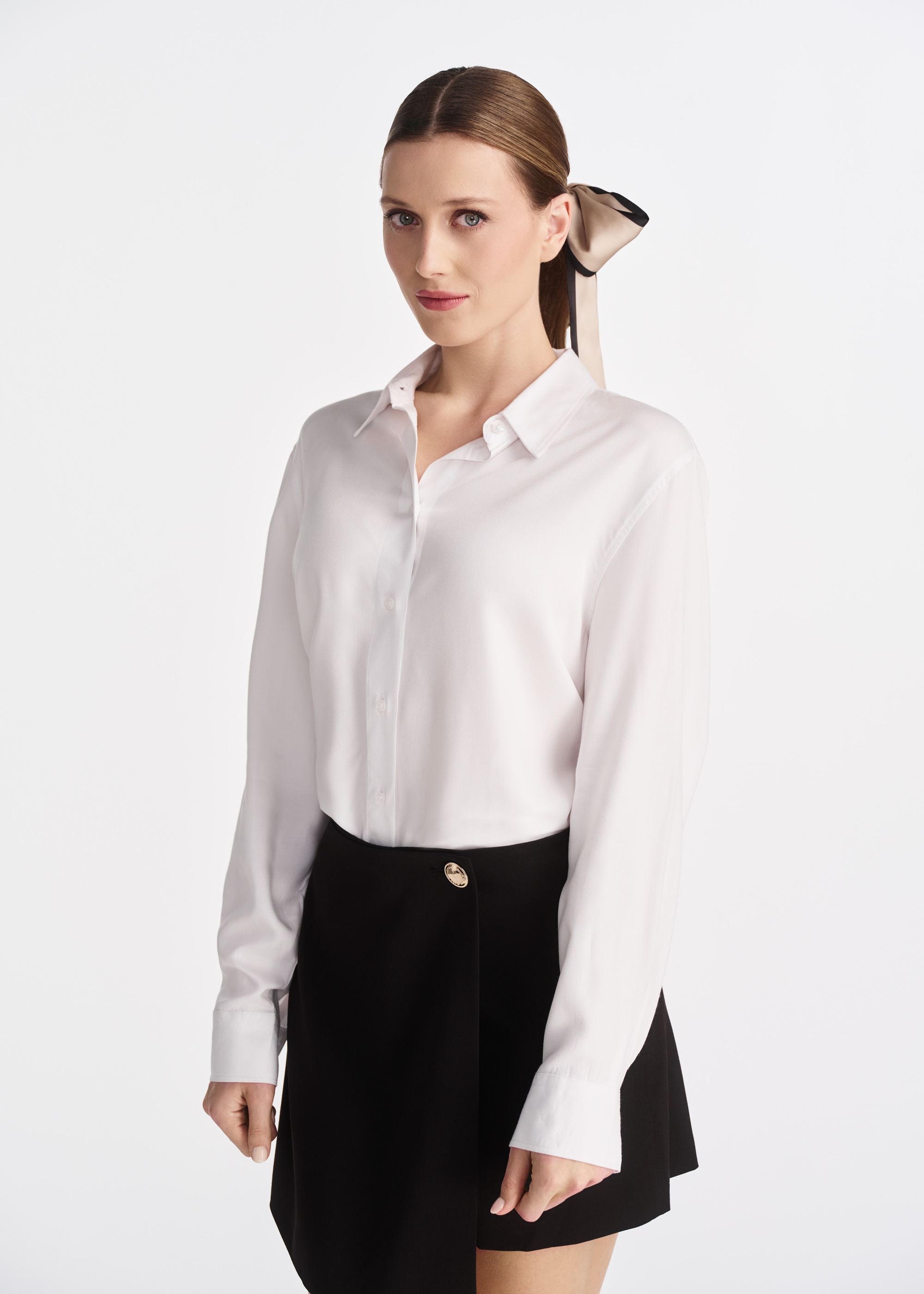 Biała koszula damska KOSDT-0166-11(W25)