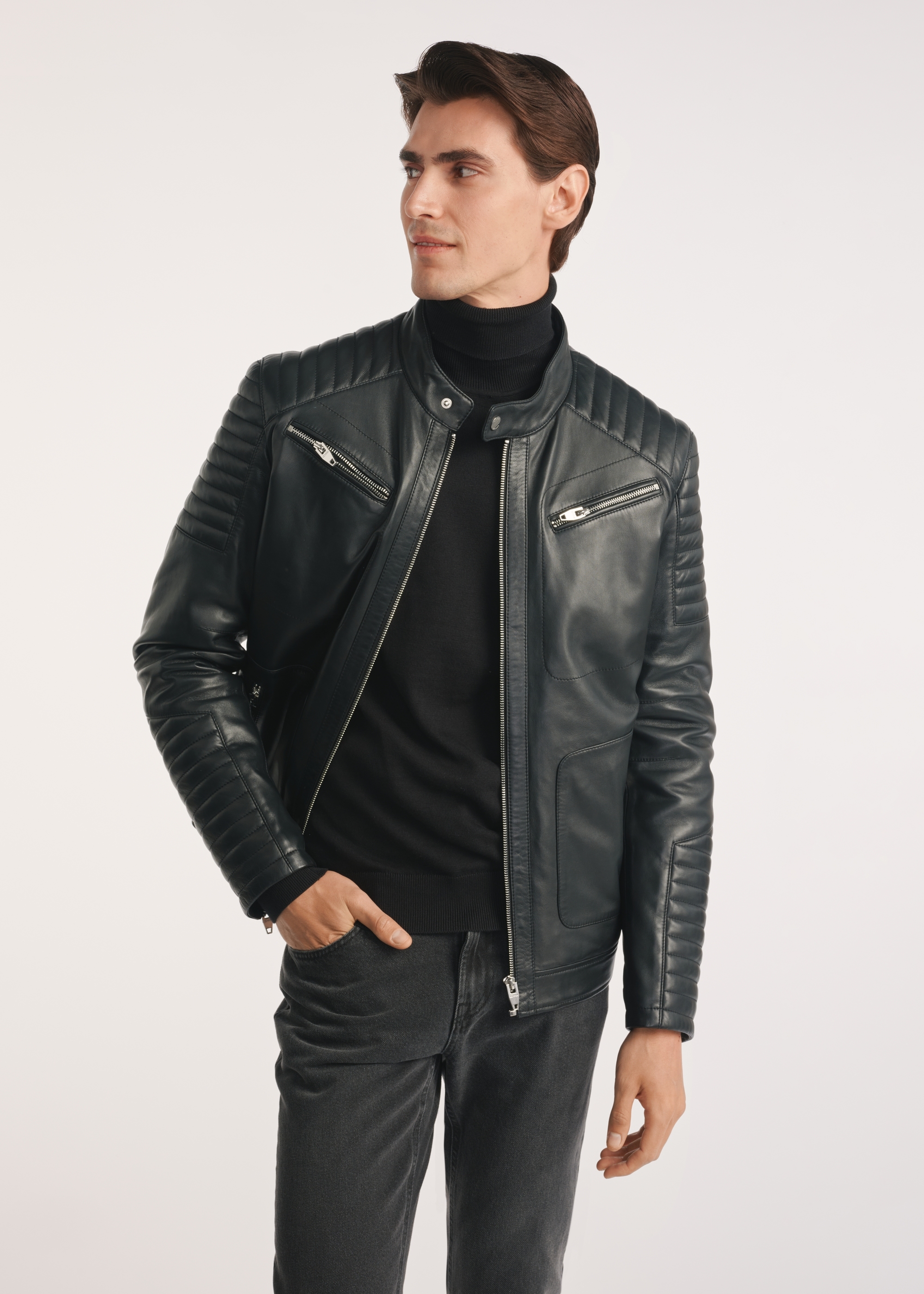 Czarna skórzana kurtka męska KURMS-0382-1283(Z25) | OCHNIK